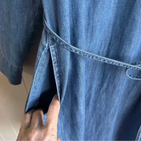 NWT Loft Denim Shirt Dress Chambray Blue Size Medium Long Sleeve Button Front - Picture 5 of 9